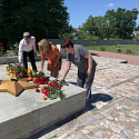 «Свеча Памяти»: школьники п. Медвеженский почтили память героев Великой Отечественной войны